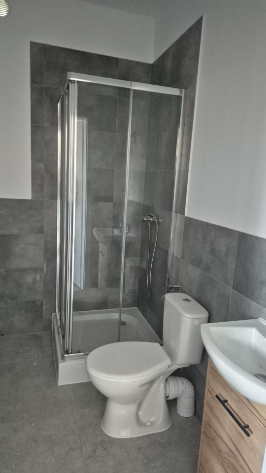 dom wolnostojący, 8 pokoi Luzino, ul. Słoneczna. Zdjęcie 4