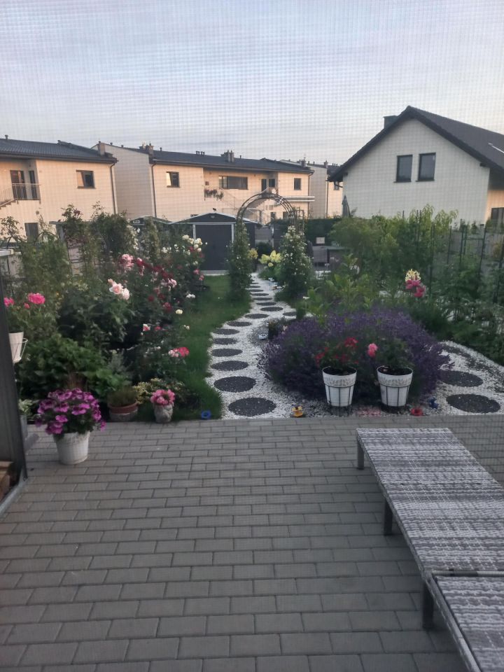 dom szeregowy, 4 pokoje Dąbrowa, ul. Admirała Andrzeja Karwety. Zdjęcie 1