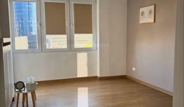Mieszkanie 3-pokojowe Warszawa Śródmieście