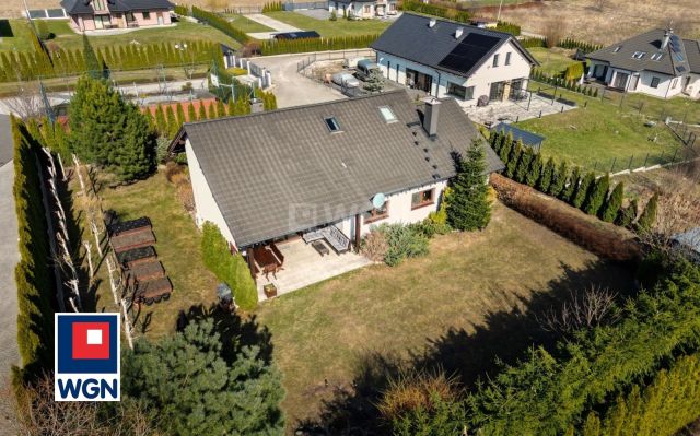 dom wolnostojący, 5 pokoi Komorowo Żuławskie, Komorowo Żuławskie. Zdjęcie 3