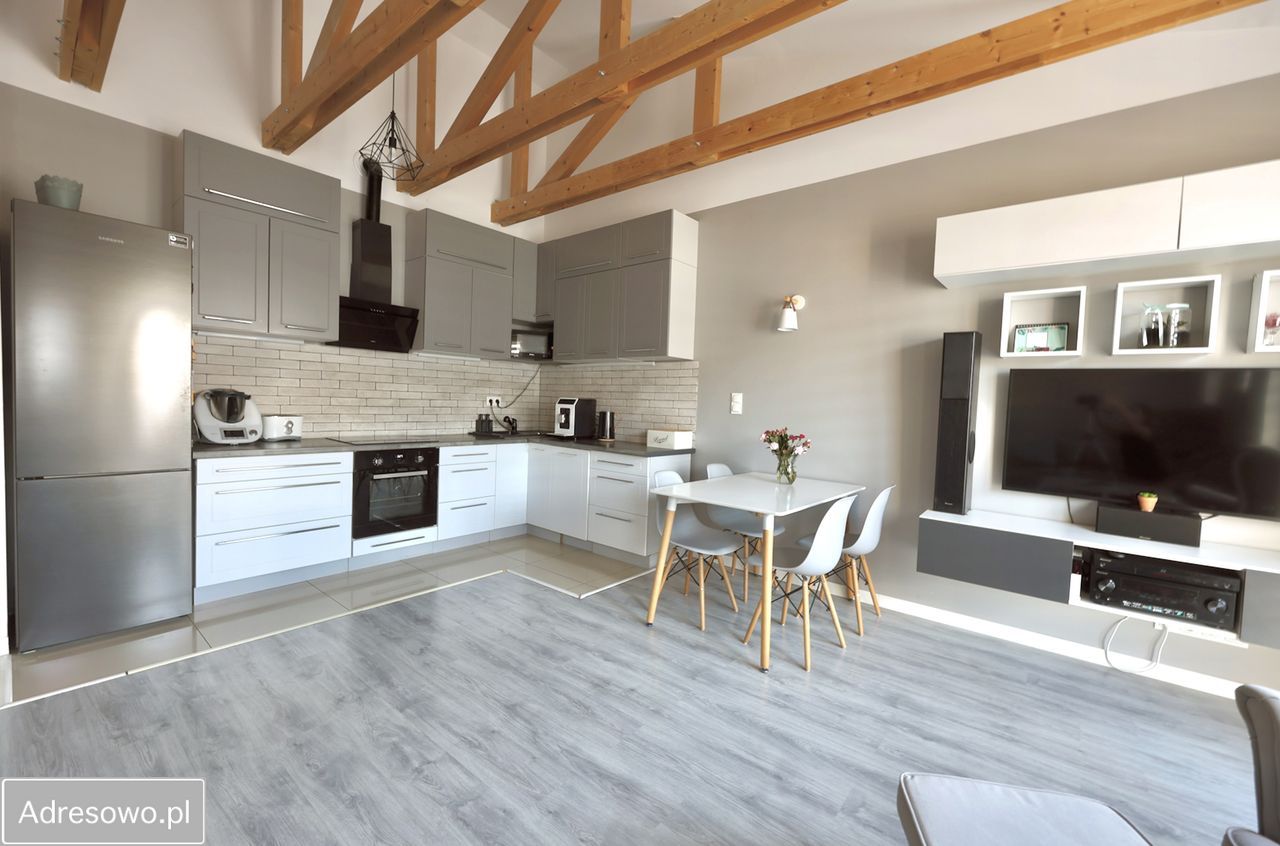 Mieszkanie 3-pokojowe Ożarów Mazowiecki. Zdjęcie 2