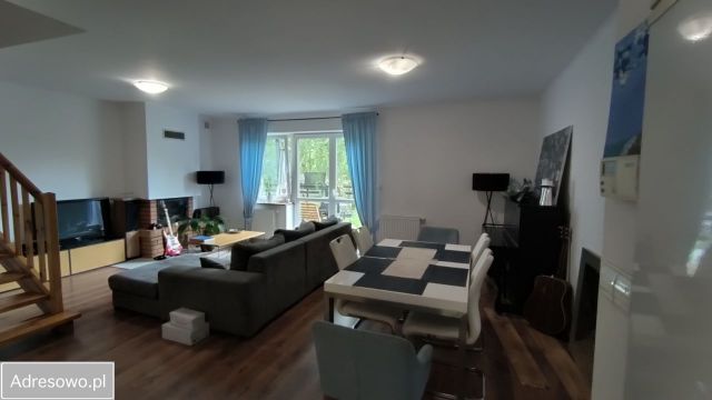 bliźniak, 4 pokoje Czarny Las, ul. Sumakowa. Zdjęcie 1