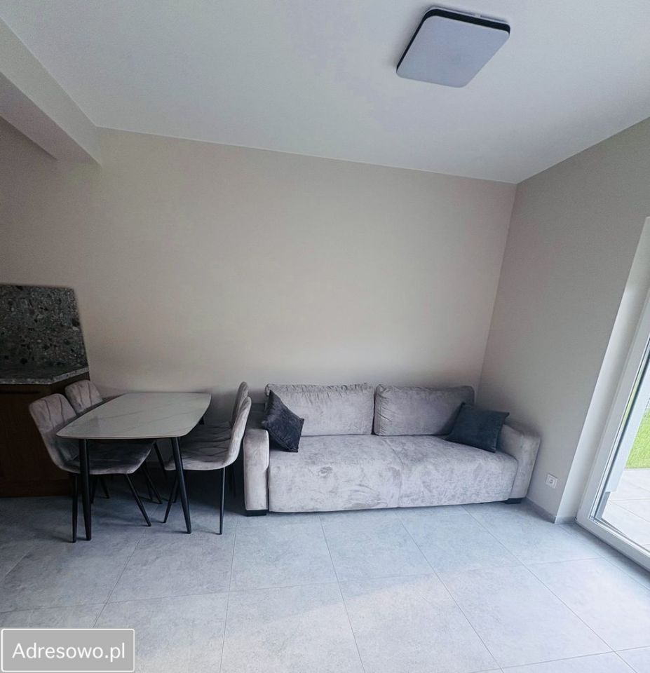 Mieszkanie 3-pokojowe Sadków. Zdjęcie 8