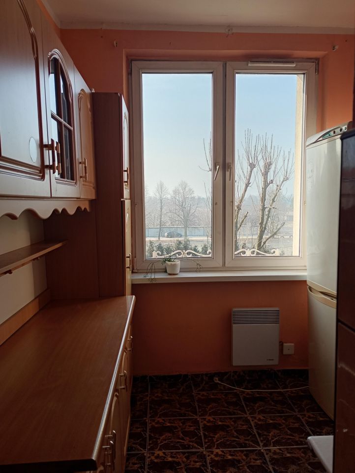 Mieszkanie 2-pokojowe Huta Stara B Osiedle Robotnicze, ul. Adama Mickiewicza. Zdjęcie 4