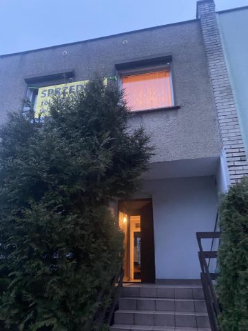 dom szeregowy, 5 pokoi Katowice Piotrowice, ul. Michała Gierlotki. Zdjęcie 1