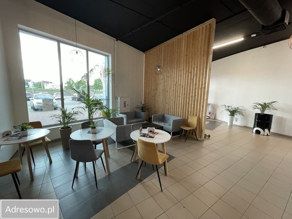 Lokal Radom Glinice, al. Józefa Grzecznarowskiego. Zdjęcie 6