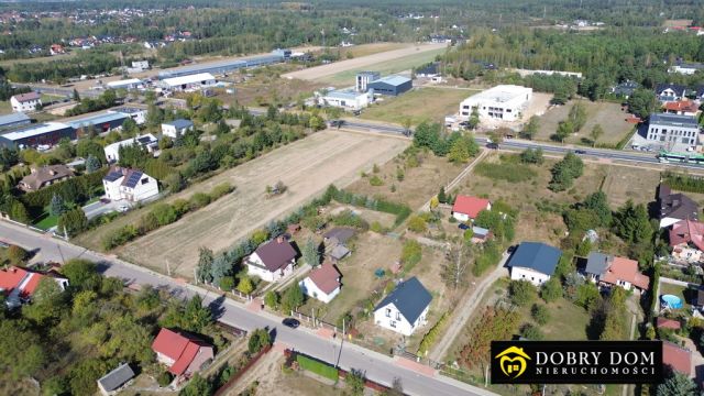 dom wolnostojący, 3 pokoje Sobolewo. Zdjęcie 9