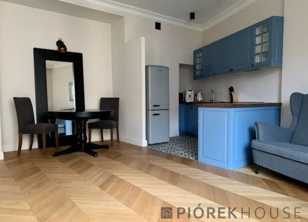 Mieszkanie 3-pokojowe Warszawa Śródmieście, ul. Podwale. Zdjęcie 2