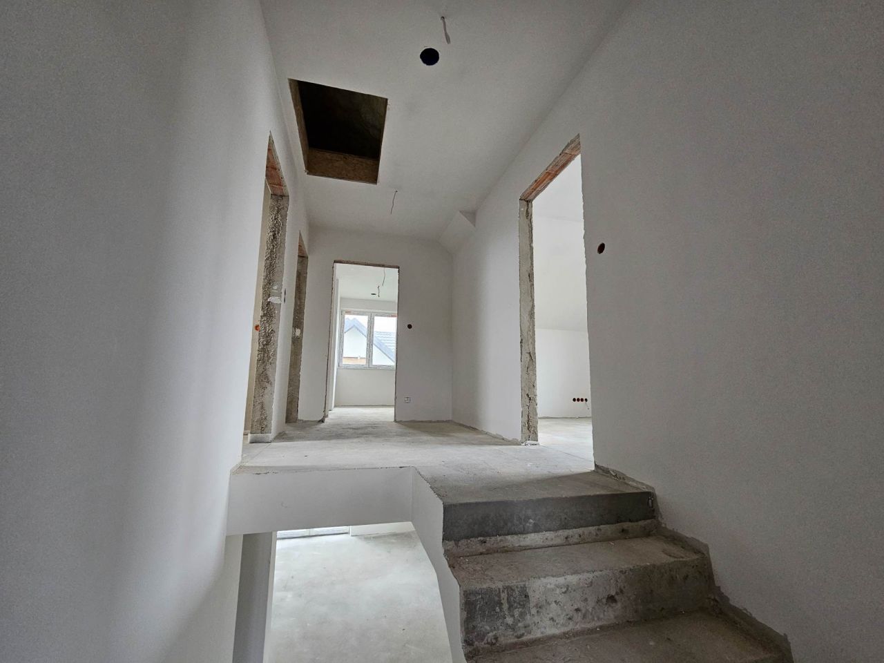 dom wolnostojący, 5 pokoi Mielec Rzochów, ul. Porannych mgieł. Zdjęcie 5