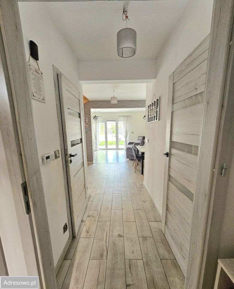 bliźniak, 5 pokoi Pisarzowice. Zdjęcie 14