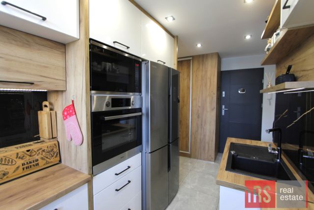 Mieszkanie 3-pokojowe Bytom, ul. Chorzowska. Zdjęcie 9