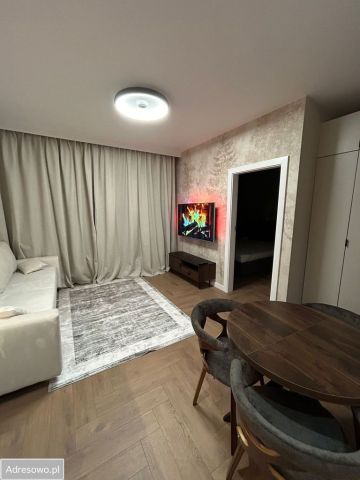 Mieszkanie 2-pokojowe Warszawa Włochy, ul. Równoległa. Zdjęcie 1