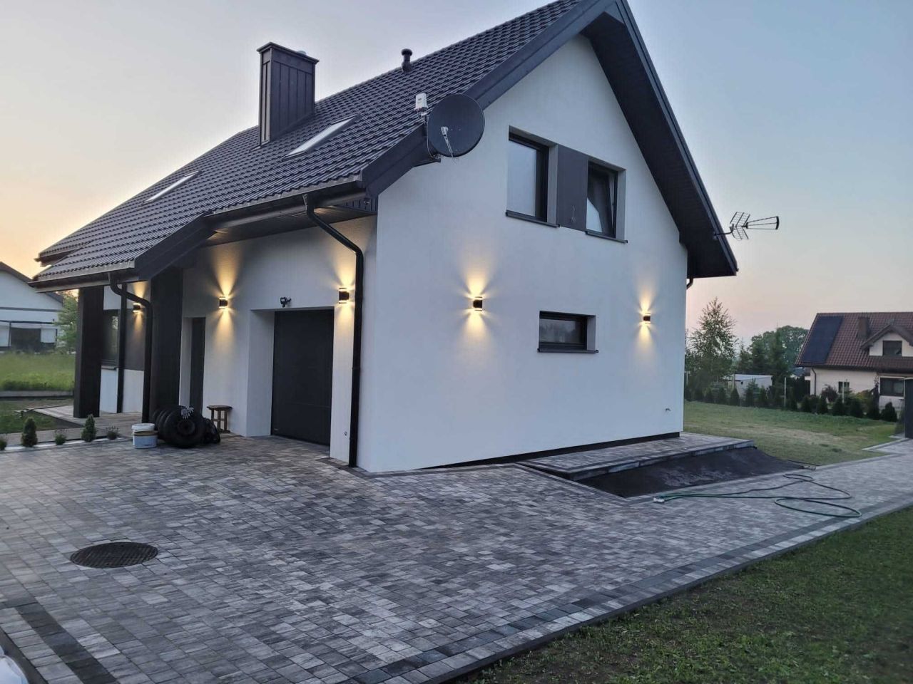 dom wolnostojący Dąbrówka-Marianka