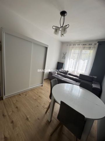 Mieszkanie 2-pokojowe Kraków Nowa Huta, os. Centrum C. Zdjęcie 3