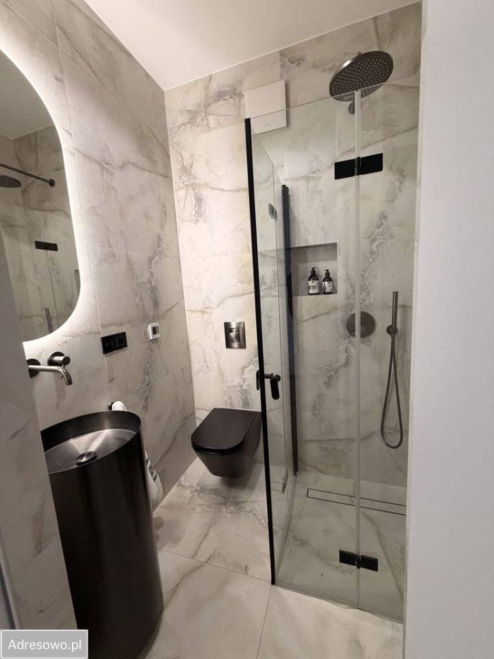 Mieszkanie 3-pokojowe Warszawa Śródmieście, ul. Chmielna. Zdjęcie 3