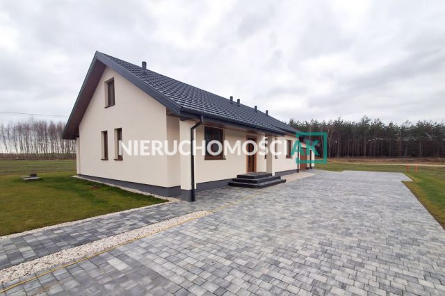 dom wolnostojący, 4 pokoje Pogoń Lubstowska. Zdjęcie 4