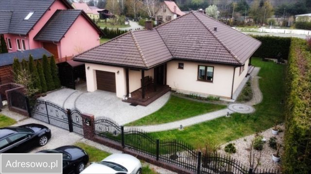 dom wolnostojący, 4 pokoje Płoty, ul. Pogodna. Zdjęcie 1