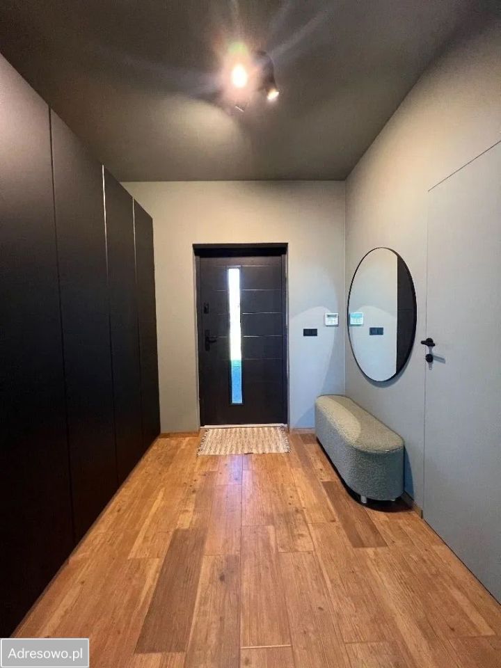 dom wolnostojący, 9 pokoi Chylice. Zdjęcie 9