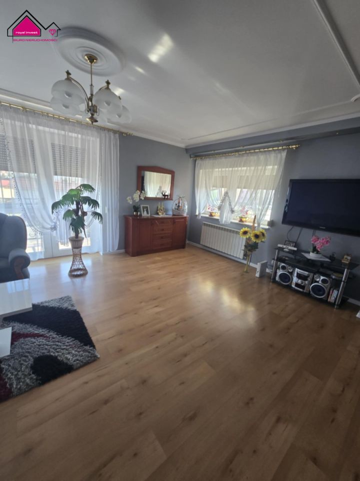 dom wolnostojący, 7 pokoi Kleczew, ul. 50-lecia Kopalni Konin. Zdjęcie 3