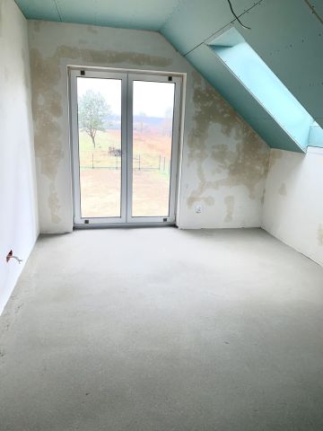 dom wolnostojący, 5 pokoi Borowa Góra. Zdjęcie 22