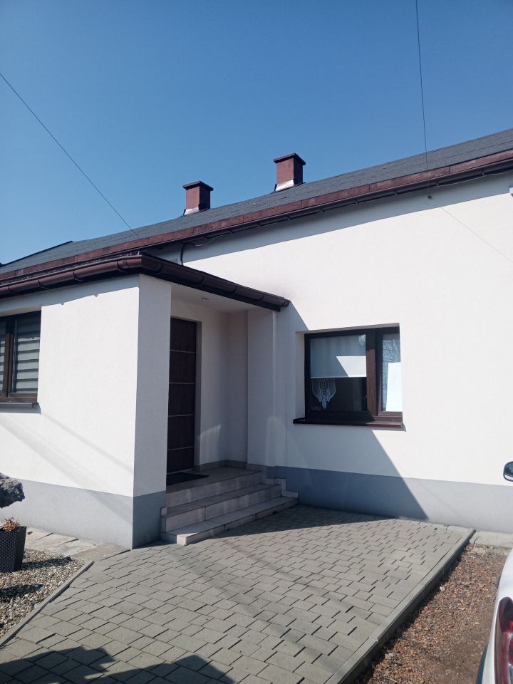 dom wolnostojący, 5 pokoi Czyżowice, ul. Środkowa. Zdjęcie 1