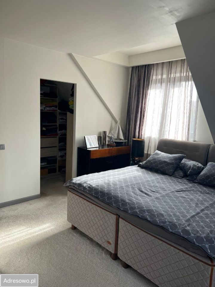 bliźniak, 5 pokoi Bibice, ul. Kwiaty Polne. Zdjęcie 14