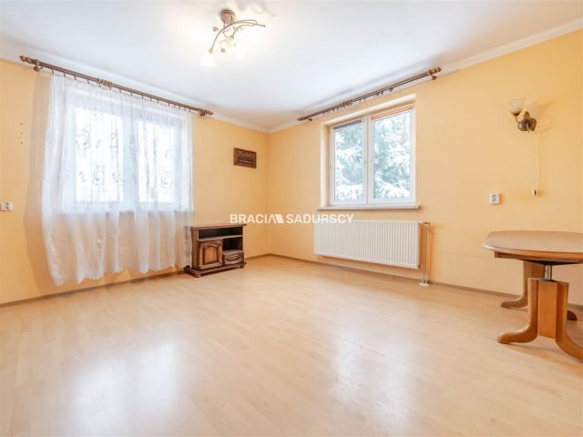 dom wolnostojący, 4 pokoje Pietrzejowice. Zdjęcie 15