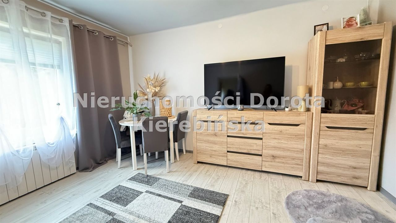 dom wolnostojący, 2 pokoje Tomaszów Mazowiecki, ul. Ludowa. Zdjęcie 11