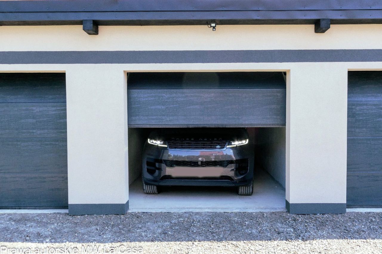 Garaż/miejsce parkingowe Legnica, ul. Cisowa. Zdjęcie 5