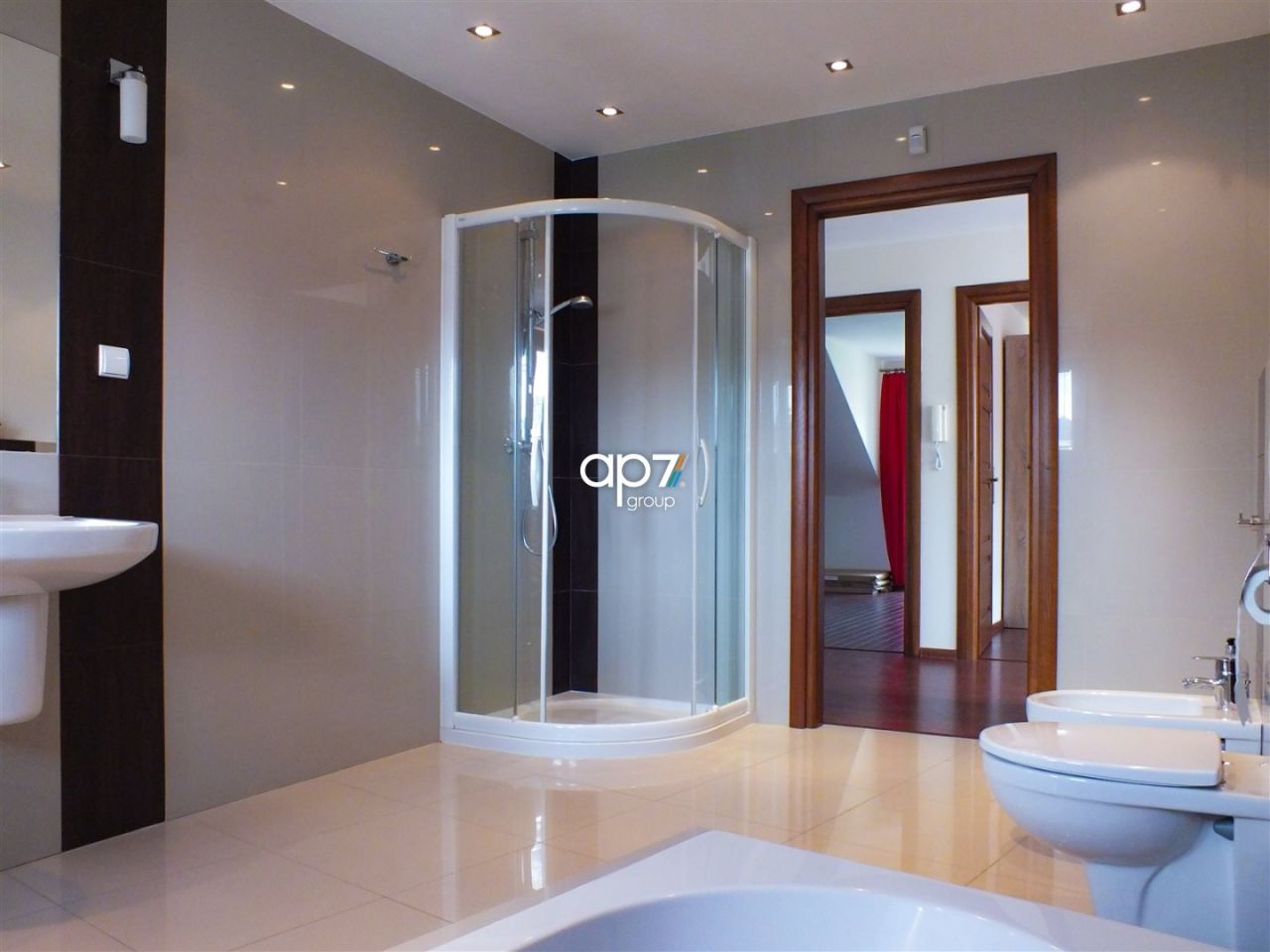 dom wolnostojący, 6 pokoi Kraków Zwierzyniec. Zdjęcie 4