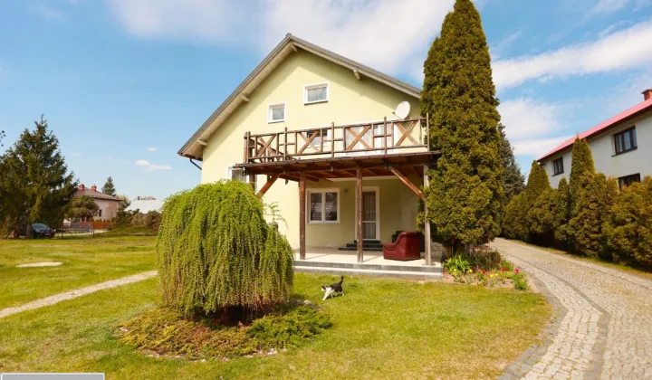 dom wolnostojący, 6 pokoi Jastkowice, ul. Cicha