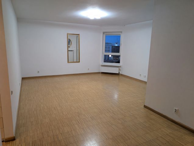 Mieszkanie 2-pokojowe Warszawa Targówek, ul. Ludwika Kondratowicza. Zdjęcie 2