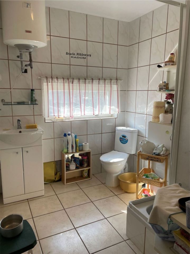 dom wolnostojący, 3 pokoje Chotcza Górna. Zdjęcie 9