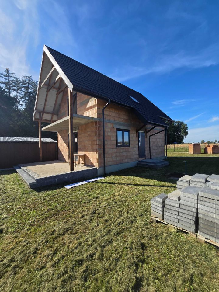 dom wolnostojący Długie Parcele. Zdjęcie 1