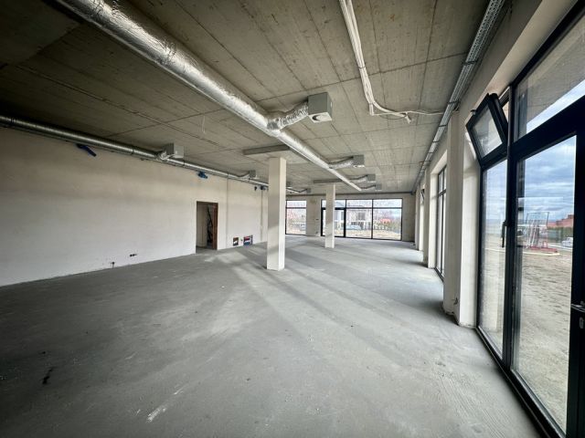 Lokal Rzeszów, ul. Karkonoska. Zdjęcie 8