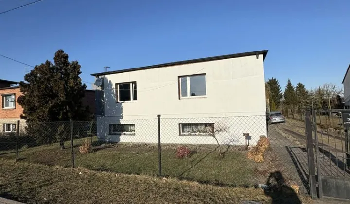 dom wolnostojący, 3 pokoje Sośnie, ul. Wielkopolska