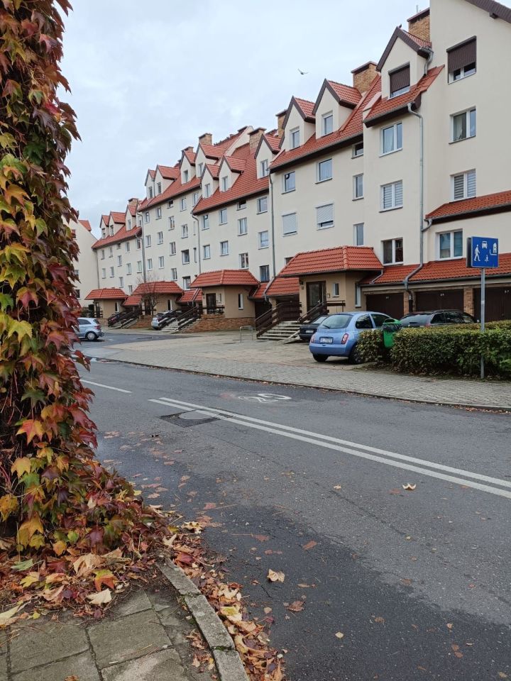 Mieszkanie 3-pokojowe Leszno, os. Ogrody. Zdjęcie 1