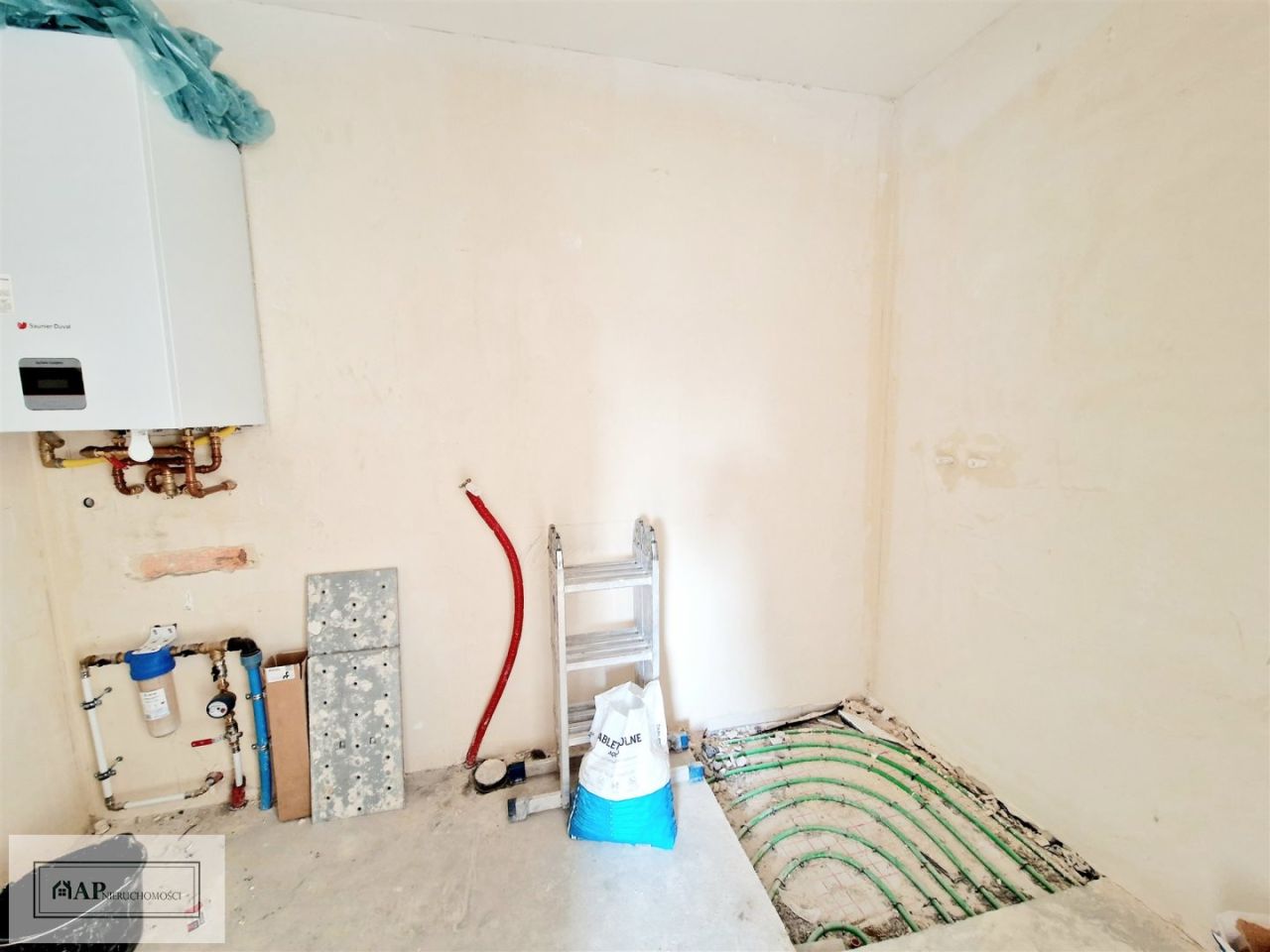 bliźniak, 4 pokoje Kochowo. Zdjęcie 13