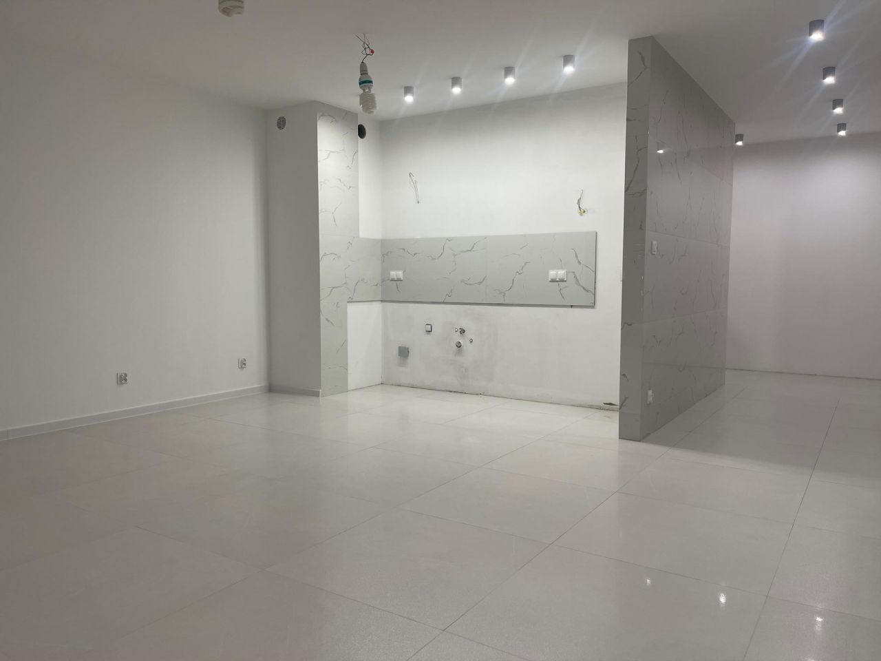 Mieszkanie 2-pokojowe Kielce KSM, al. Solidarności. Zdjęcie 5