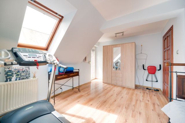 dom wolnostojący, 6 pokoi Rumia, ul. Kwiatowa. Zdjęcie 19