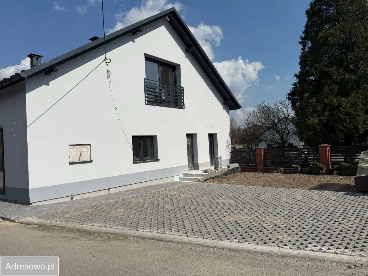 Mieszkanie 3-pokojowe Okleśna. Zdjęcie 9