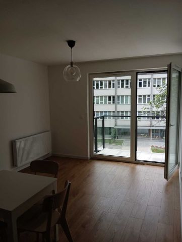 Mieszkanie 2-pokojowe Kraków Krowodrza, ul. Piastowska. Zdjęcie 1