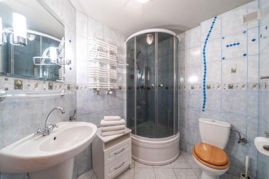 Lokal Zakopane, ul. Przewodnika Józefa Krzeptowskiego. Zdjęcie 8