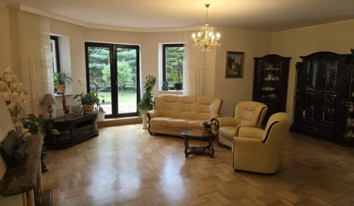 dom wolnostojący, 4 pokoje Kobyłka