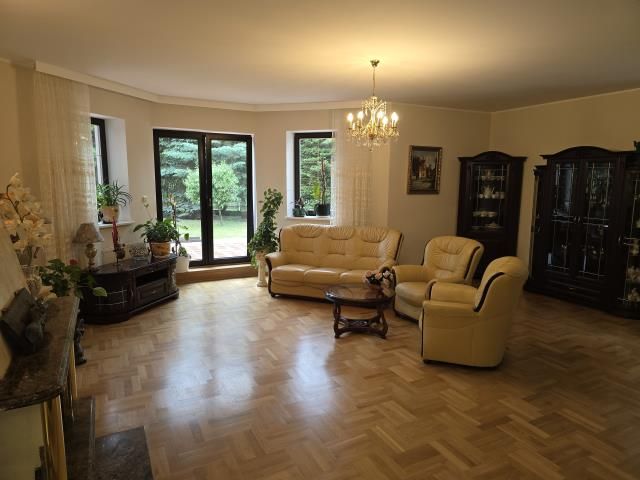 dom wolnostojący, 4 pokoje Kobyłka