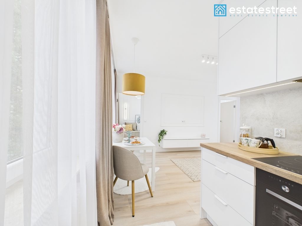 Mieszkanie 3-pokojowe Kraków, os. Stalowe. Zdjęcie 5