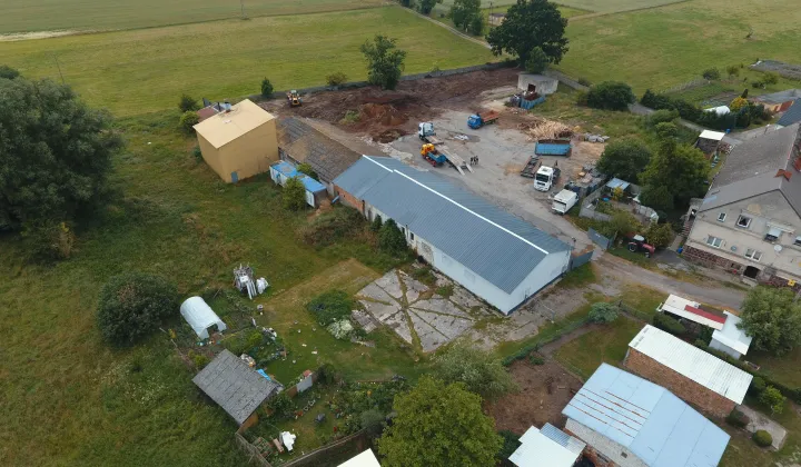 Hala/magazyn Ciesław