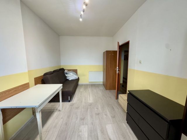 dom szeregowy, 10 pokoi Jelenia Góra Czarne. Zdjęcie 6