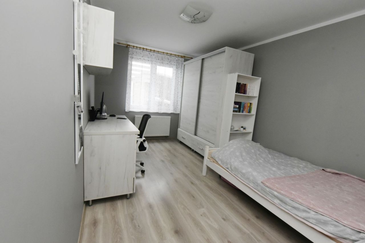 Mieszkanie 3-pokojowe Głogów Małopolski, Fabryczna. Zdjęcie 12