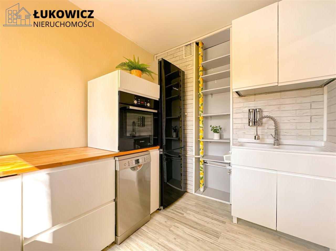 Mieszkanie 1-pokojowe Bielsko-Biała Osiedle Karpackie. Zdjęcie 4